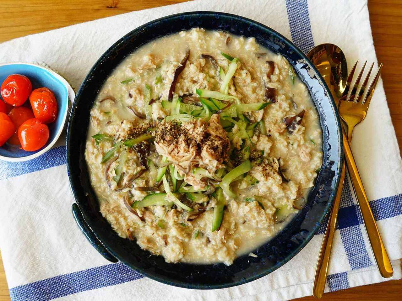 鮪魚罐頭燕麥粥