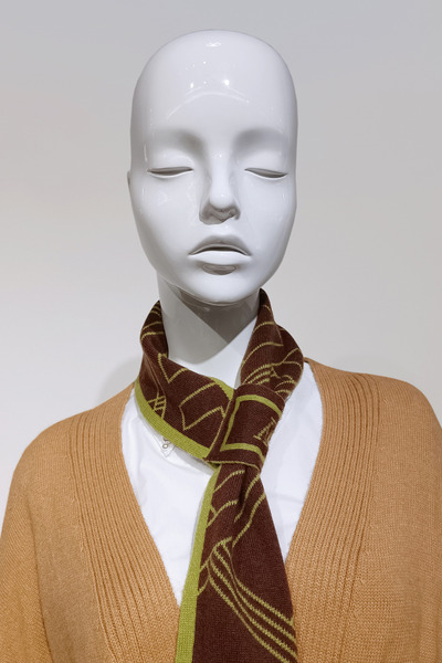 邊格交織設計圍巾