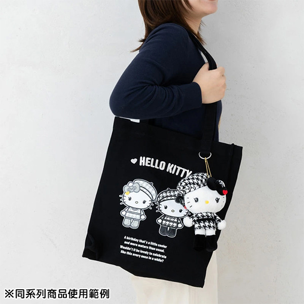 HELLO KITTY造型玩偶吊鍊-KITTY(單色千鳥格)