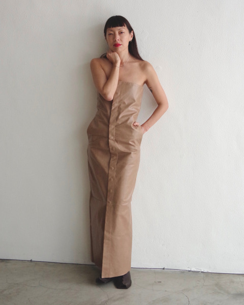 no.226 leather snap dress in sand