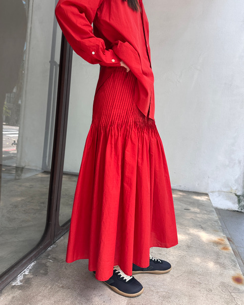super fine cotton lawn pin-tuck skirt in red