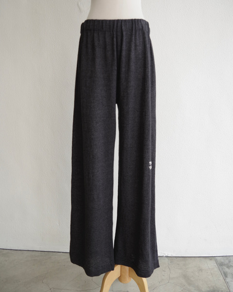 mabo logo pant in washed black