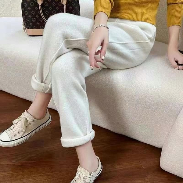 【現貨】正韓 側壓線修身舒適 厚磅針織老爺褲