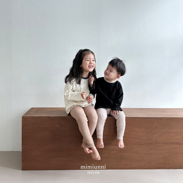 【現貨】韓國 mimiunni 百搭坑條內搭褲