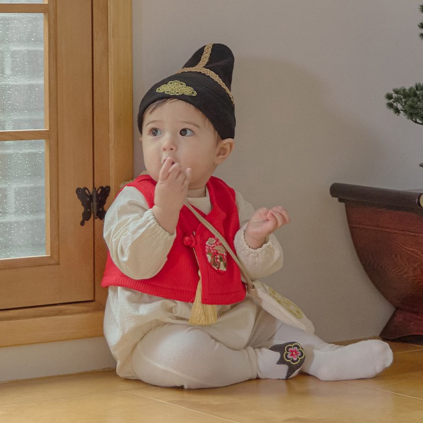 Little Tini｜新郎倌韓服套裝