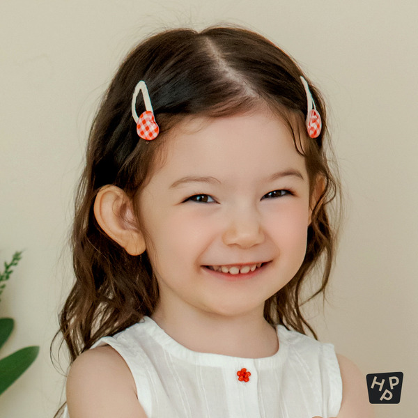 Happy Prince｜紅色格紋愛心髮夾