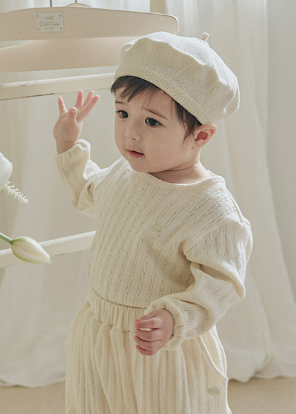 Little Tini｜洞洞螺紋上衣-白