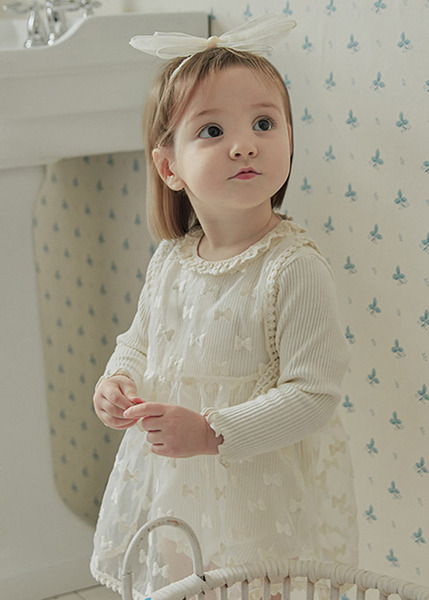 Little Tini｜蝴蝶蕾絲廚房圍裙-米白