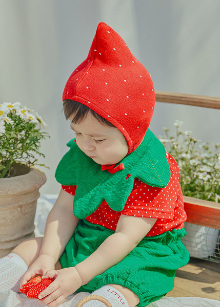 Little Tini｜士多啤梨葉子圍兜