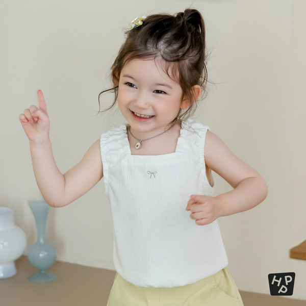 Happy Prince｜方領顯鎖骨上衣