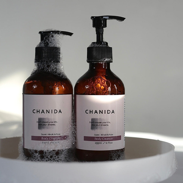 CHANIDA 日本製 沐浴露│檜木玫瑰│(紙盒裝) 295ml