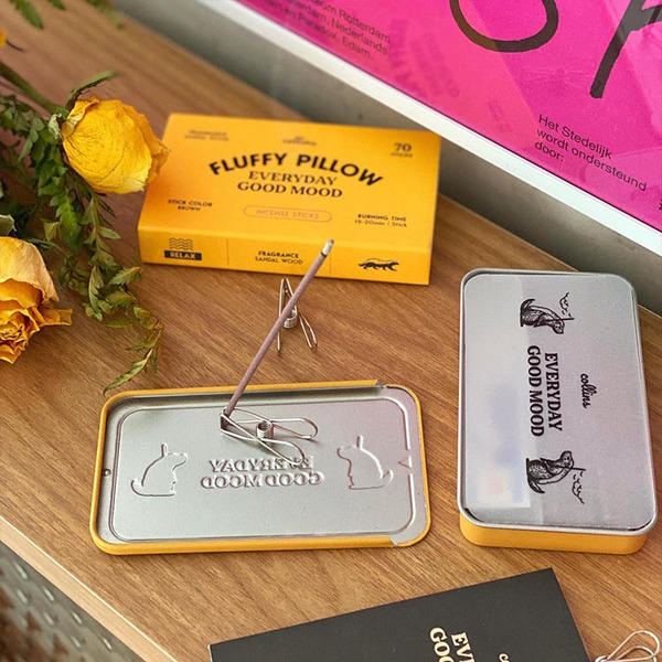 韓國 collins 復古鐵盒線香▪︎木質漫步