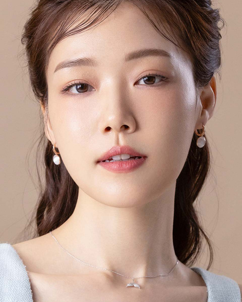 玫瑰金墜掛式耳環