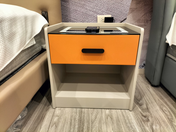 多功能智能床頭櫃C56