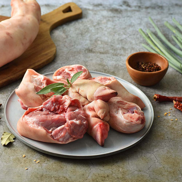 豬腳切塊 1300克