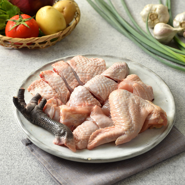 放養母土雞(半切切塊)700-900克