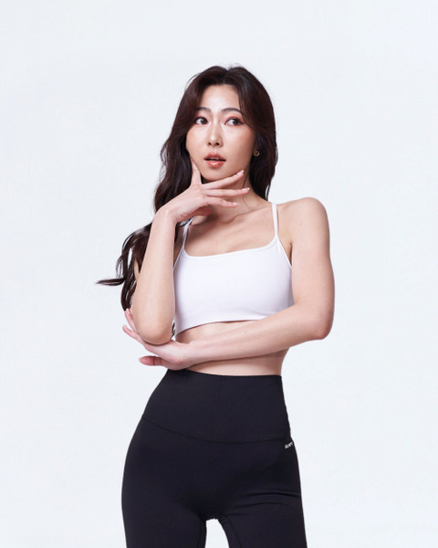 細肩交叉裸感Bratop｜極致白