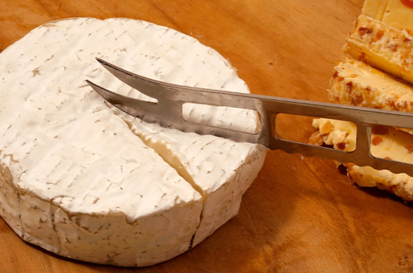 【Triangle 三角牌】德國 起司刀 尖頭鋸齒李木握把起司刀(起司 帕馬森起司 鋸齒起司刀) 起司刀 德國製