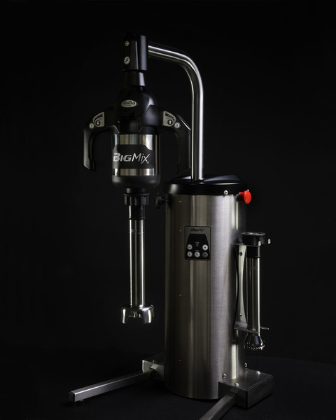 【義大利 FAMA】BIGMIX 工業級桌上型自動懸臂均質機｜850W 數位變頻・2微米極致乳化・跨領域全自動生產（Gelato / 烘焙 / 中廚 / 高端餐飲首選）