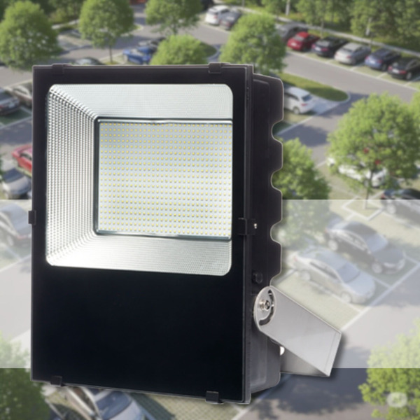 300W｜戶外防水泛光燈 YN-300