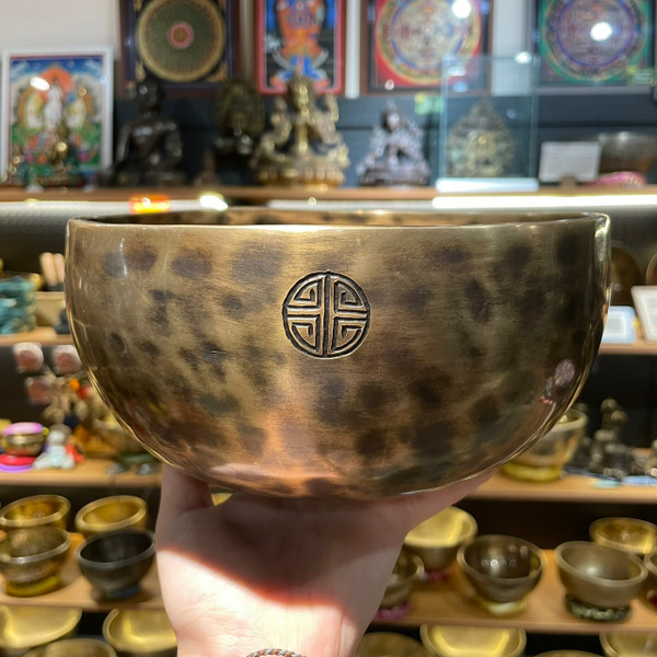 Nepal Full Moon Singing Bowl / Essential Healer's Treasure