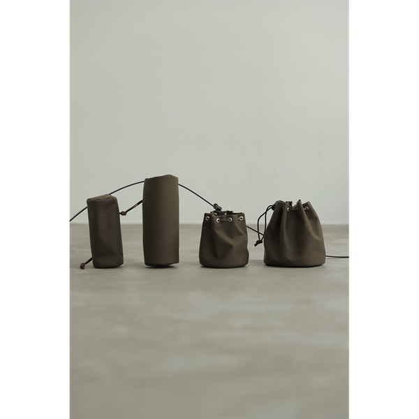 AURALEE - Pouch Set Made By Aeta ( Dark Brown / Black / Beige )