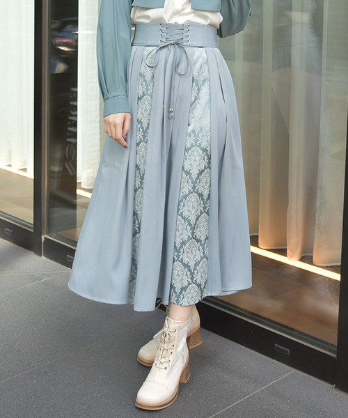 繫帶×提花吊帶裙