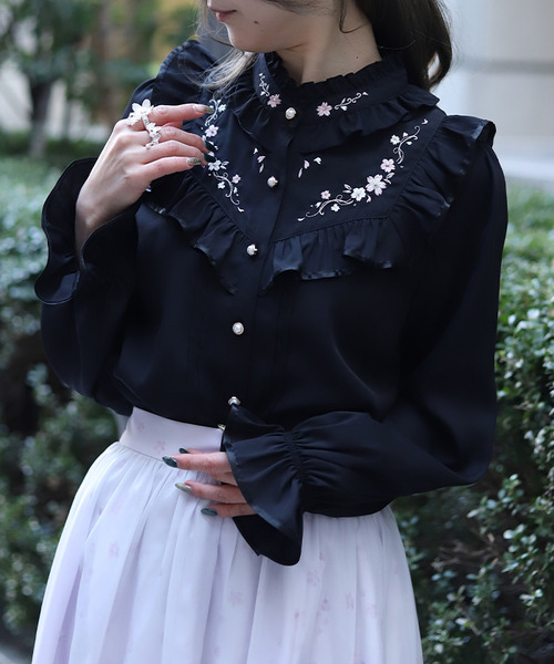 櫻花刺繡立領襯衫