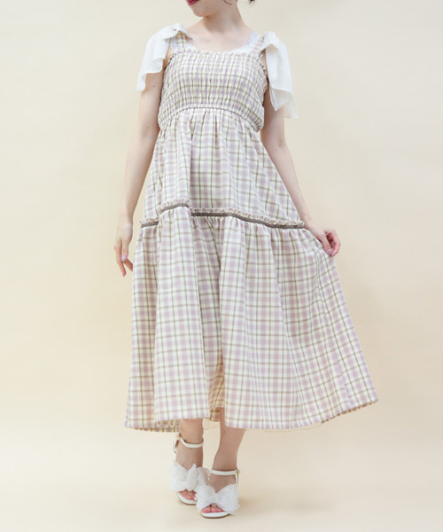 背面荷葉長洋裝