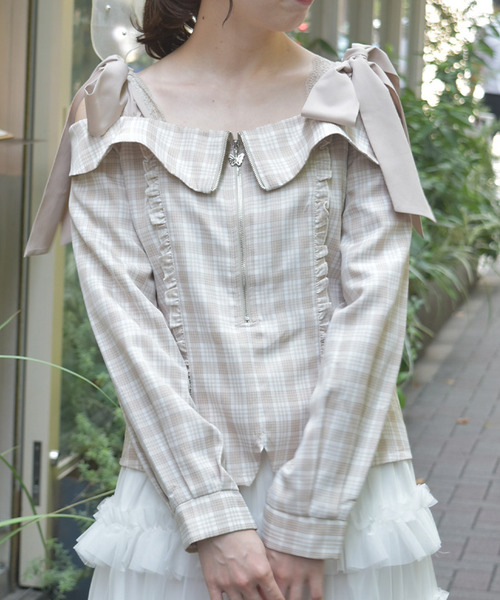 格紋露肩蝴蝶結上衣