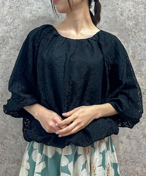 全蕾絲氣球袖上衣