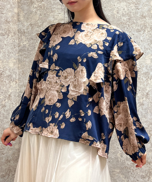 滿版花紋荷葉襯衫