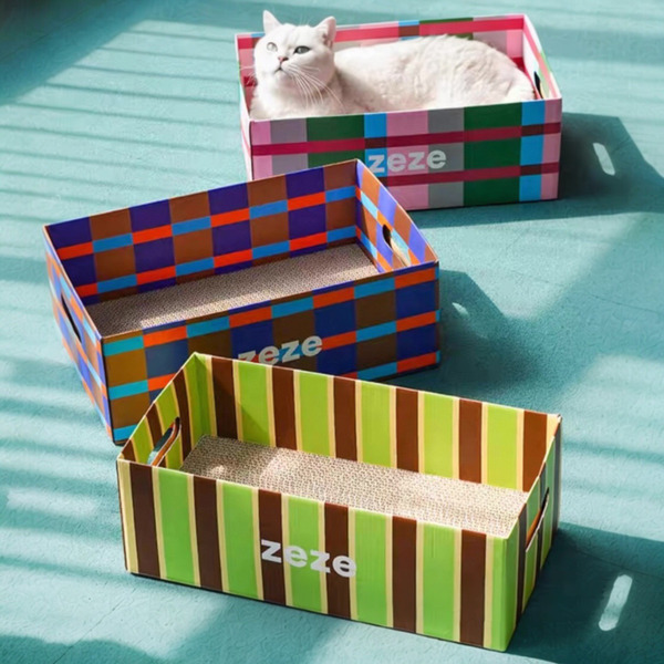 貓抓板紙箱窩｜紙箱 + 抓板