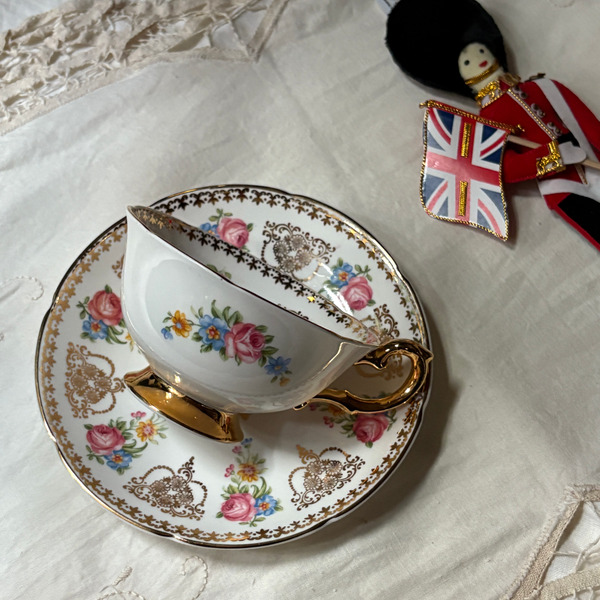 Royal Grafton 金把手/金腳玫瑰鎏金寬口杯