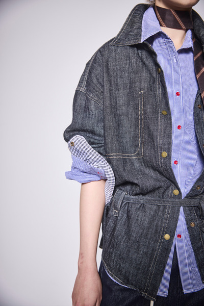 收腰百搭設計牛仔襯衫（付腰帶）