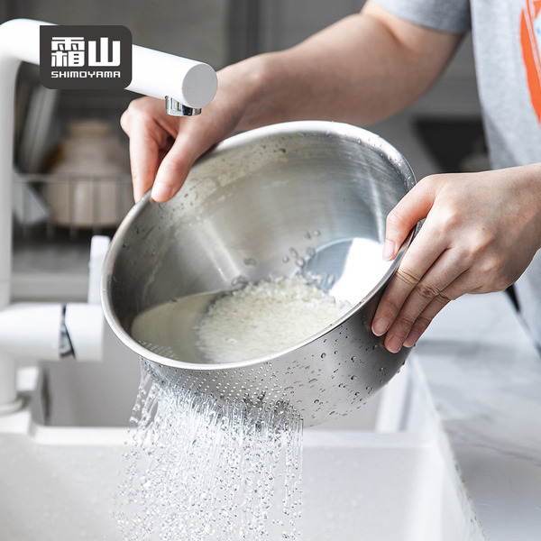 【日本霜山】304不鏽鋼多功能斜底瀝水料理盆