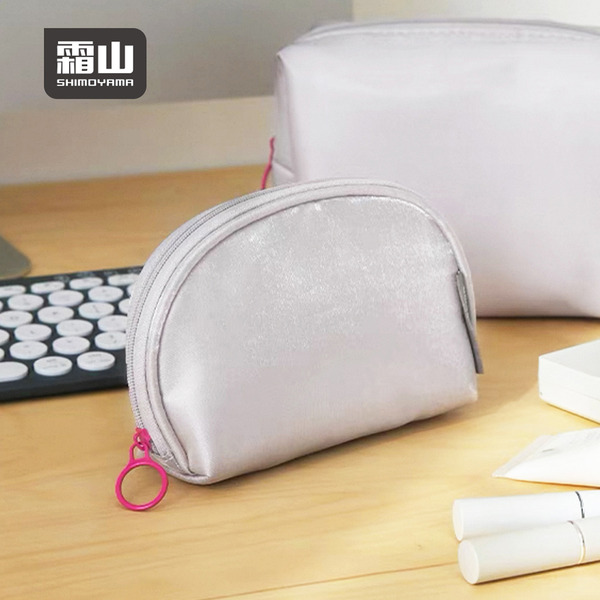 【日本霜山】貝殼型旅行用洗漱化妝包/衛生棉收納袋