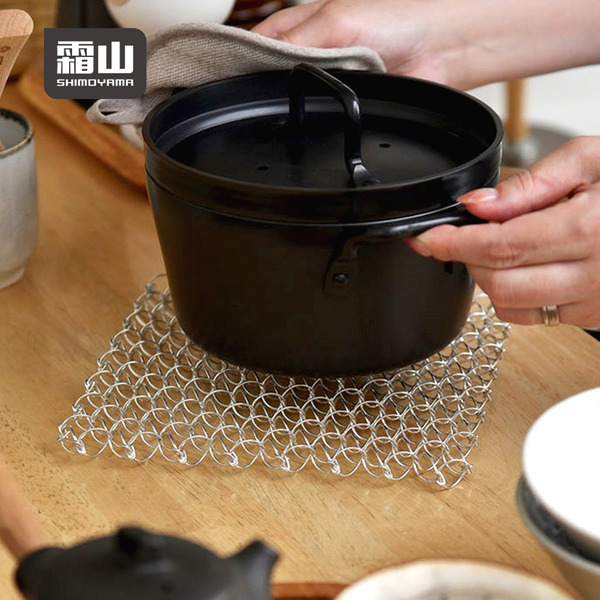 【日本霜山】時尚編織風304不鏽鋼方形隔熱墊/鍋墊