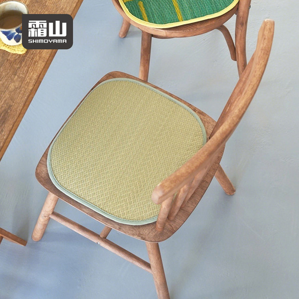 【日本霜山】天然藺草透氣方形椅墊/坐墊(37x37cm)