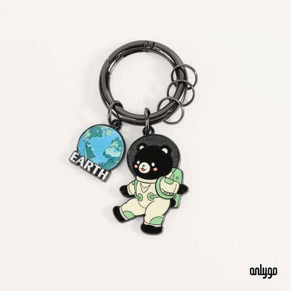 預購｜動物太空人夜光鑰匙圈（地球X台灣黑熊）