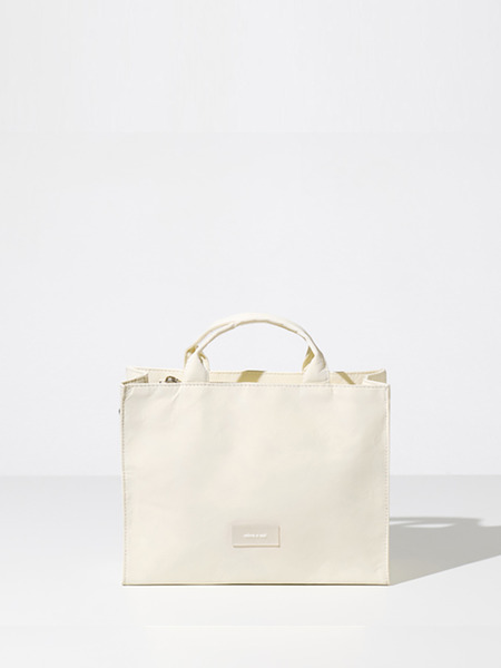 韓國 Miyansol 皺皺兩用方包（皎潔白）