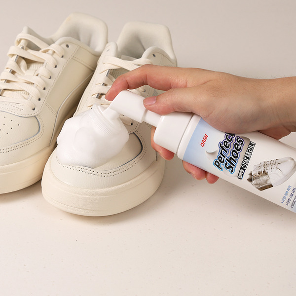 韓國 Dash 鞋面專用泡沫清潔慕斯 200ml（附一體式刷頭）