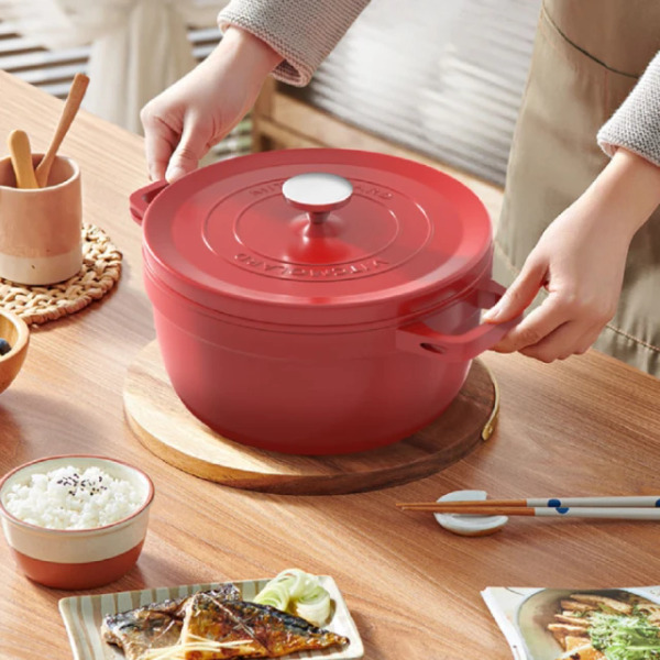 HONDONI 日式琺瑯鑄鐵鍋 K1-RD 附日式防燙三角帽 3.5L, 24cm, 古典紅, 1個