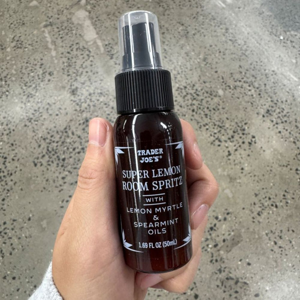 Trader Joe's 超級檸檬空間噴霧