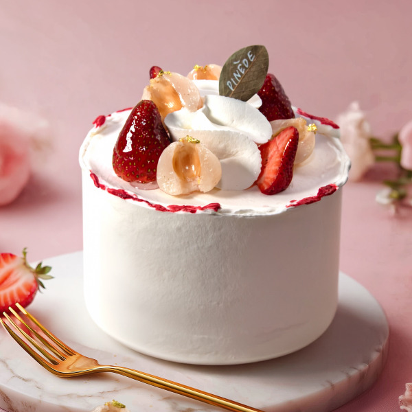 荔光寶石  ライチと苺のショートケーキ