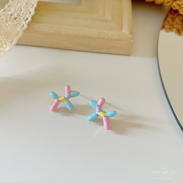 粉嫩氣球狗｜純銀針耳環