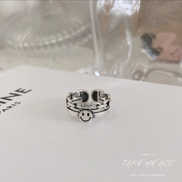 被愛環繞｜純銀戒指