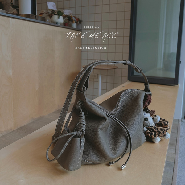 這咖皮質一百分美的牛皮hobo包｜Take Me 闆娘嚴選真皮包