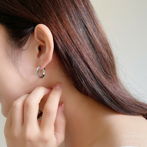 缺你一個｜純銀針耳環