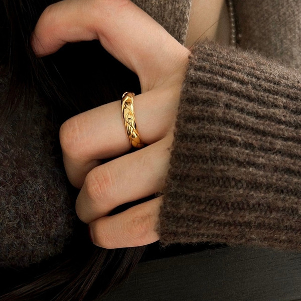 寬版菱格｜純銀戒指